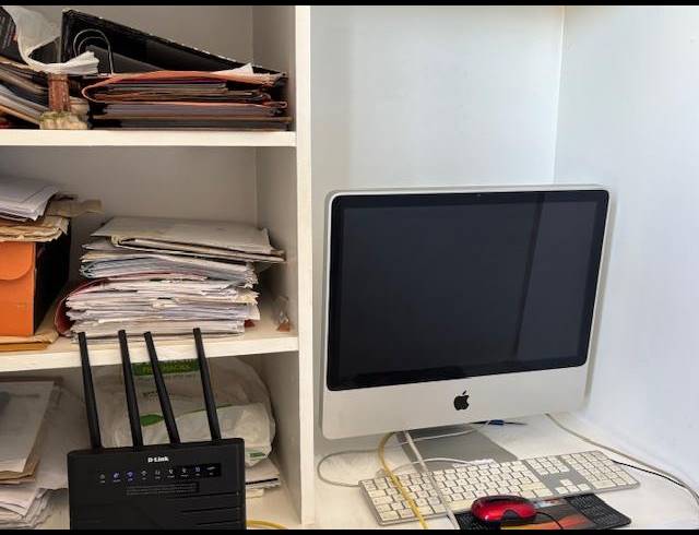 2 BEDROOM APARTMENT FOR SALE IN GLENWOOD